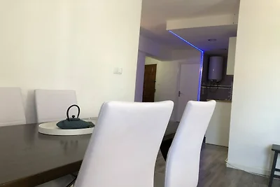 Wohnung in Estartit mit Garten