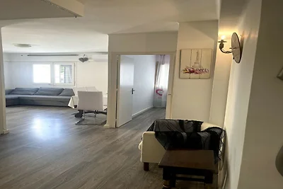 Wohnung in Estartit mit Garten