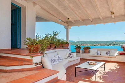 Wohnung in Porto Rotondo mit Terrasse