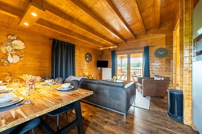 Chalet suggestivo in un piccolo parco vacanze