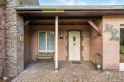 Ferienhaus in Merksplas mit Terrasse