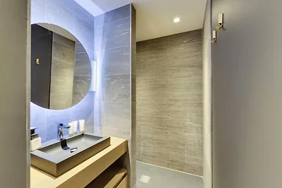 Apartment in Tignes mit Seeblick