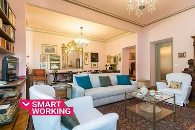 Wohnung in Torino mit Balkon und Parken