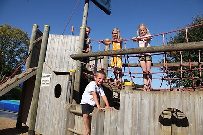 Gelijkvloerse bungalow bij een stuwmeer in de...