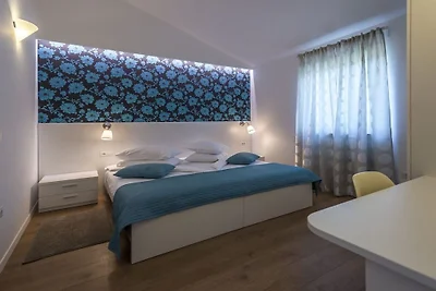 Villa in Porec mit Schwimmbecken