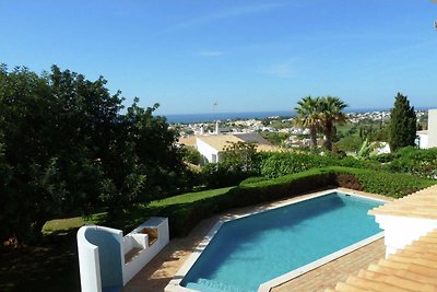 Gemütliche Villa in Albufeira mit Pool