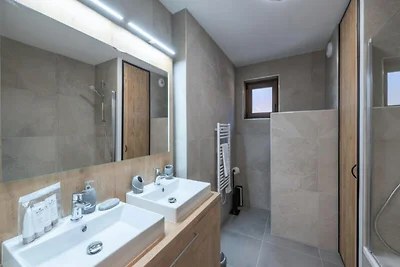 Apartment in Éclose in der Nähe von Skiliften