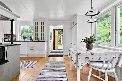 Ferienhaus am Meer mit Balkon und Grill