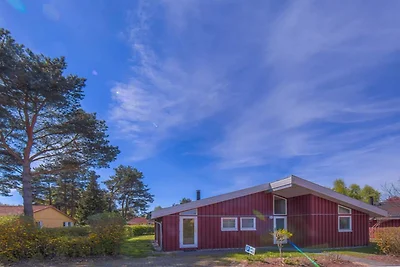 Ferienhaus mit Sauna im Ferienpark Mirow