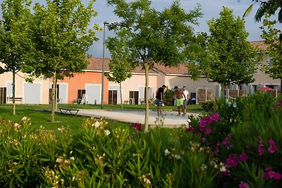 Home in Mediterranean Style in Languedoc