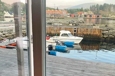 6 persone case ad MÅLØY