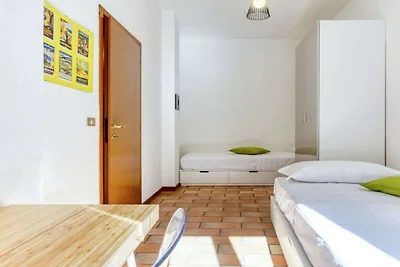 Wohnung in Bologna mit Terrasse