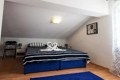 Four Bedroom Holiday Home