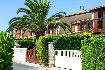Comfortable terraced house in the Domaine Les...
