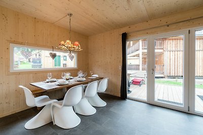 Chalet accogliente con vasca idromassaggio