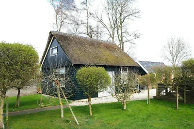 Casa vicino a Giethoorn con noleggio barche