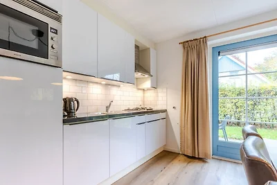Villa in landhuisstijl met afwasmachine 2km v...
