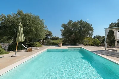 Villa in Ostuni mit Schwimmbecken