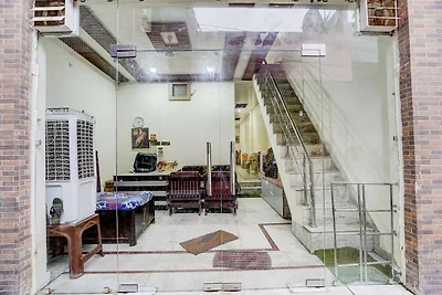 POP 83829H Bhagwati-Palast