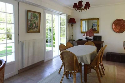 Ferienhaus mit privatem Außenpool, Gouesnac'h