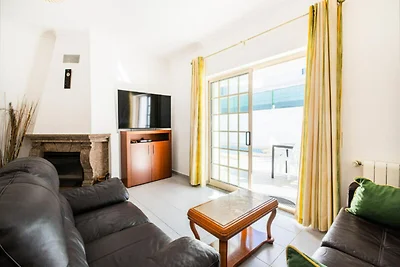 Villa in der Nähe des Strandes von São Rafael...