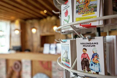 Chalet spazioso con piscina per 4 persone