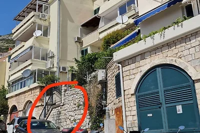 Charming Apartment with Terrace and Old Town ...