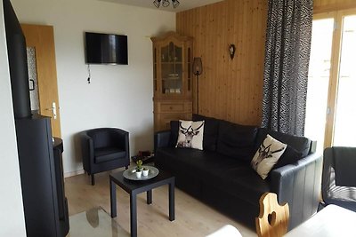 Angenehme Wohnung mit Terrasse in Hügeln