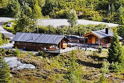 Naturhytte mit Gästehaus