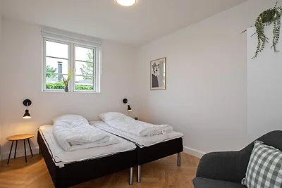 12 Personen Ferienhaus in Væggerløse