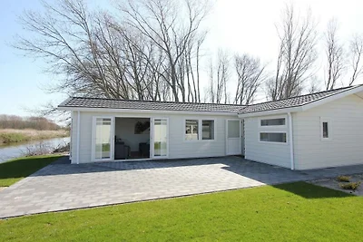 Vakantiehuis in Halfweg met terras