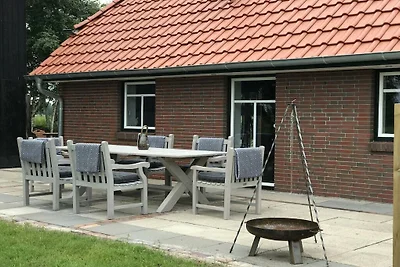 Ferienhaus in Jade mit Schwimmbecken