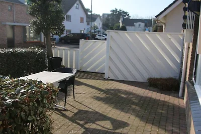 Appartement in Domburg met zwembad