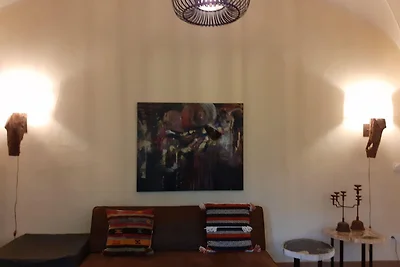 Renovierte Schlosswohnung mit Swimmingpool