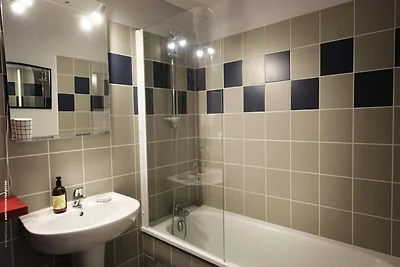 Wohnung in La Rochelle mit Garten