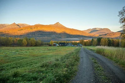 9 Personen Ferienhaus in Øverbygd