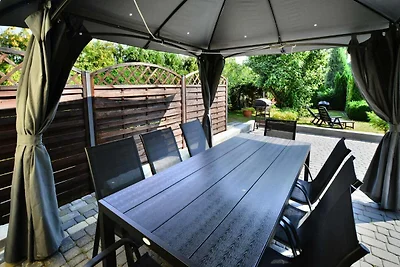 Große, komfortable Ferienvilla mit Terrasse