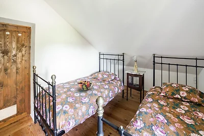 Villa rustica a Liglet con piscina