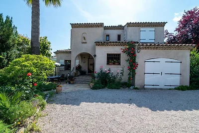 Nobles Ferienhaus in Vence mit privatem Pool