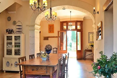 Haus in Llubá mit Pool und Grillplatz