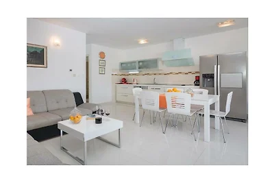 Villa mit 4 Schlafzimmer
