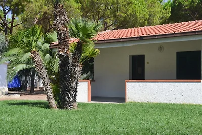 Reihenbungalow in einem Feriendorf Lido del M...