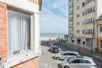Vista lateral al mar en Koksijde