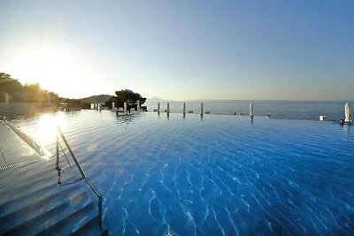 Appartement in Veli Losinj bij het Strand