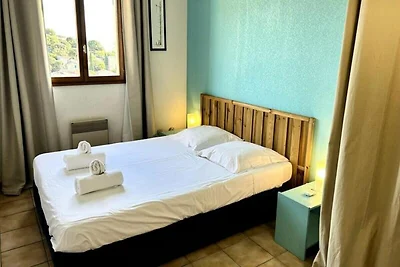 Haus nahe Pin de Bormes mit Terrasse BBQ