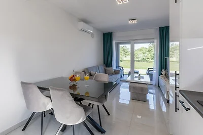 Scenic Kastel Luksic Apartments - Classic One...