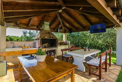 Wohnung in Nin nahe Strand und Pool