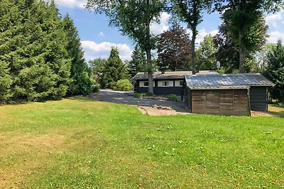Schönes Chalet mit großem Garten