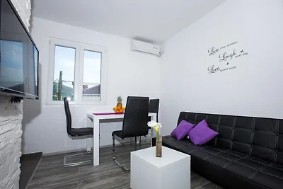 Villa Roza - One-Bedroom Apartment with...