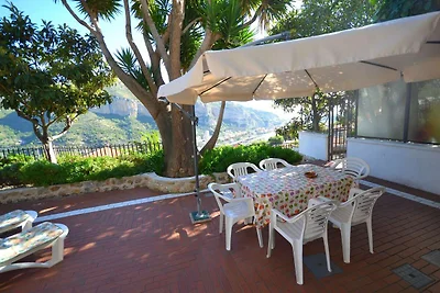Casa vacanza a Ventimiglia con spiaggia mare